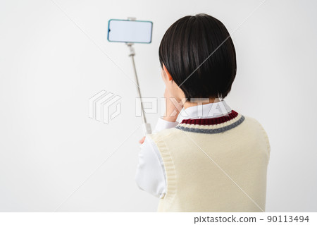 高中女生用智能手機自拍 高中女生用智能手機自拍 90113494