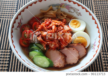 泡菜冷面 泡菜冷面 90113713