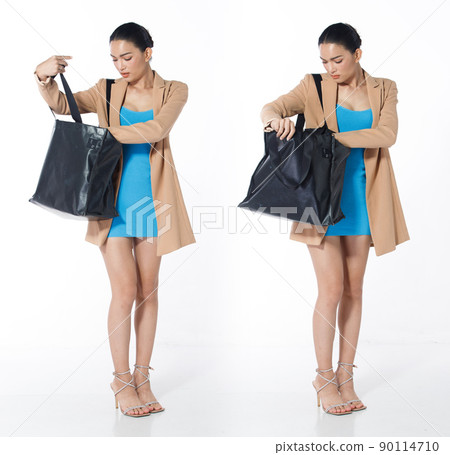 Working woman Full length Figure snap of 20s Asian Woman black hair blazer blue dress and shoes 90114710
