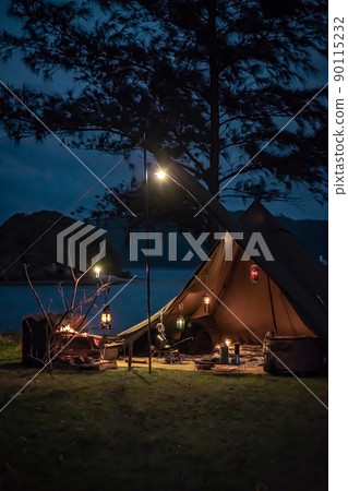 夜間露營帳篷單人露營點燈神秘奇幻 90115232