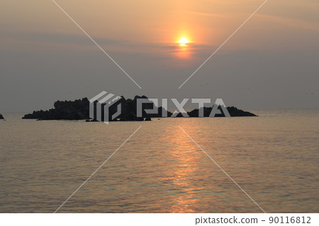Gyeongju City. National Park. King Munmu's Tomb. Sunrise. Beach 90116812