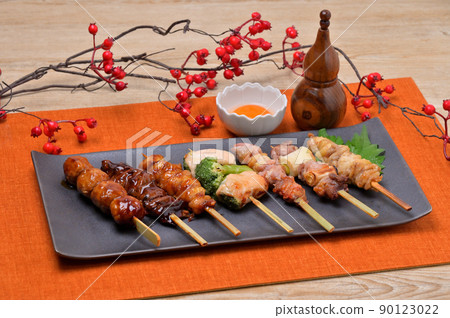 Yakitori, yakitori, yakitori, yakitori, grilled chicken, skewered image. Serve with moon-viewing eggs. Yakitori, yakitori, yakitori, yakitori, grilled chicken, skewered image. Serve with moon-viewing eggs. 90123022