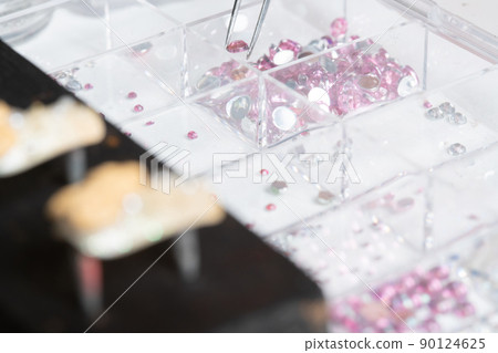 指甲尖生產，石材 90124625