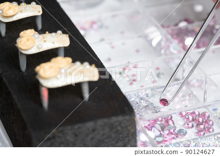 指甲尖生產，石材 90124627