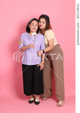 Mother and Daughter Mother and Daughter 90124641