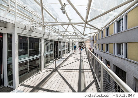 People Mover train station in Venice 90125847