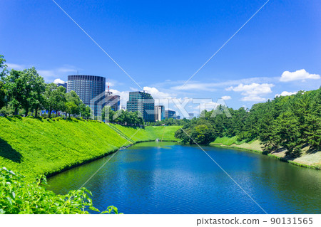 Tokyo Uchibori Dori Imperial Palace Hanzomon 90131565