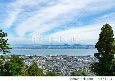 Lake Biwa and Omi Fuji seen from the precincts of Ushio Shrine, which sits at the foot of Mt. Hiei 90131774