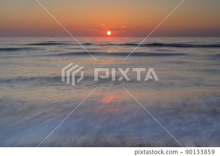 Dawn on the Otsu coast 90133859