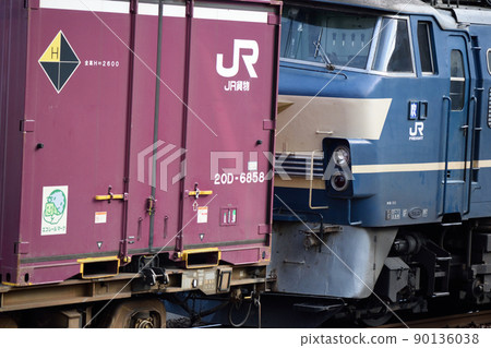 EF66 type electric locomotive Niiza station EF66 type electric locomotive Niiza station 90136038
