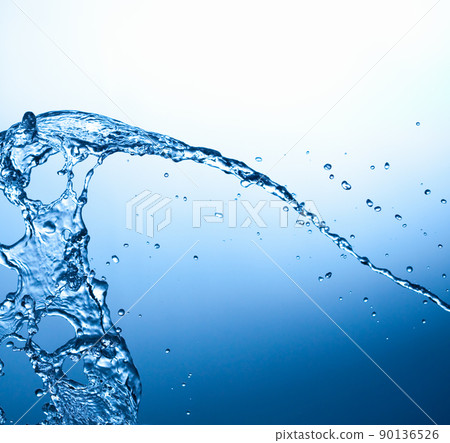 splashing water splashing water 90136526