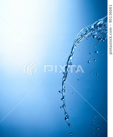 splashing water splashing water 90136661