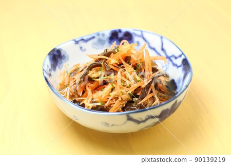 胡蘿蔔、木耳、黃瓜醋 90139219