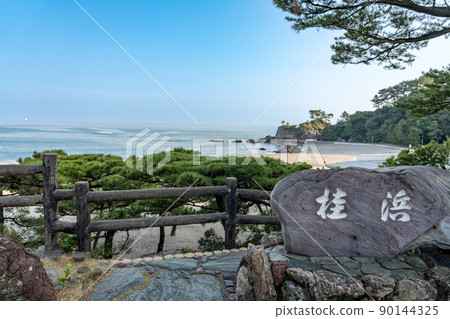 晚上，高知縣高知市桂浜石牌 90144325