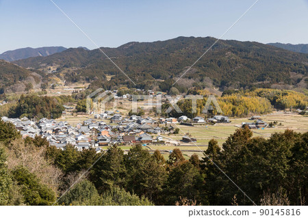 早春從天橋之丘看到的飛鳥村 90145816
