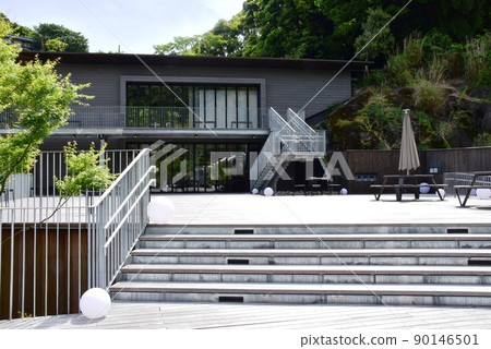 Yugawara Town Manyo Park Yugawara Soyu entrance terrace and fresh greenery 90146501