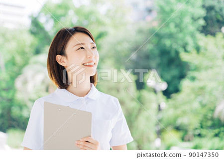 微笑的護士 90147350