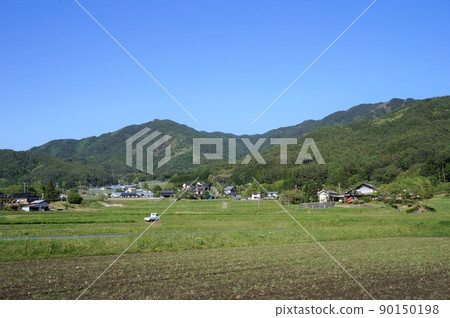 伊那山谷和伊那山脈的村莊[長野縣駒根市] 90150198