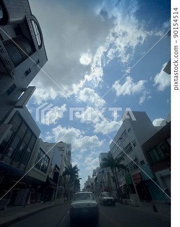 The sky of a tourist destination in Okinawa 90154514