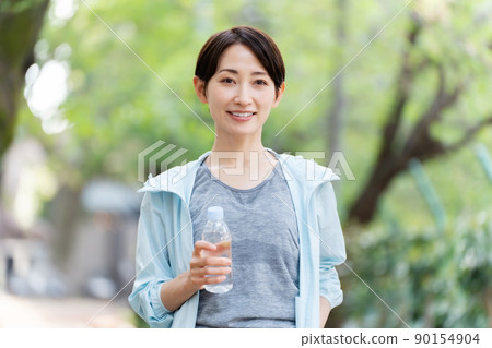 行走補水PET瓶 90154904