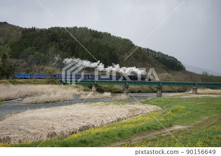 SL Ginga across the Tono Sarugaishi River Bridge SL Ginga across the Tono Sarugaishi River Bridge 90156649