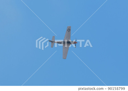 North American P-51D Mustang Turn 90158799