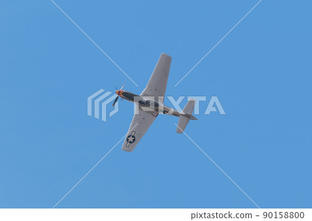 北美 P-51D 野馬轉彎 90158800