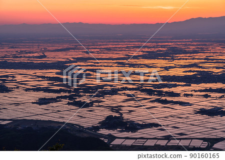 《Niigata Prefecture》 Echigo Plain at dawn 90160165