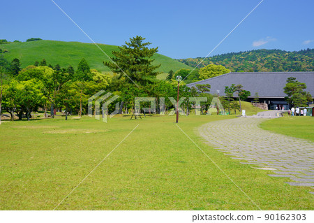 從5月開始,清爽的奈良公園、浮雲園地到奈良國際論壇 從5月開始,清爽的奈良公園、浮雲園地到奈良國際論壇 90162303