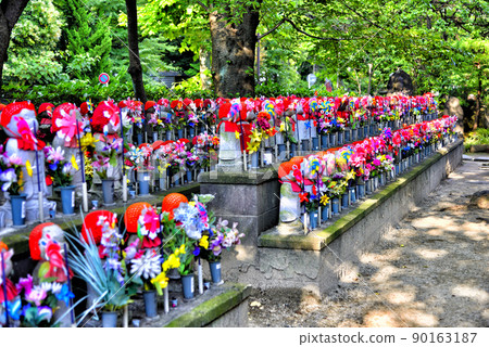 [Tokyo] Jizo of Zoujoji Temple in Minato Ward 90163187