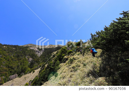 Taiwan alpine trekking South section of the Central Mountains Mountaineering adventure Taiwan alpine trekking South section of the Central Mountains Mountaineering adventure 90167036