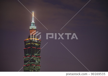 在黃昏台灣的台北 101 90169535