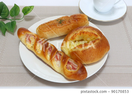 3 types of cooking bread 90170853