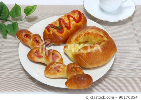 3 types of cooking bread 90170854