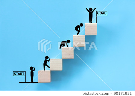 Pictogram climbing stairs to reach the goal 90171931