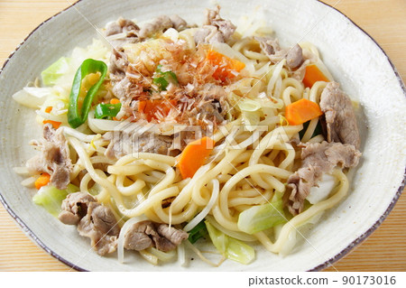 Yaki udon noodles Yaki udon noodles 90173016
