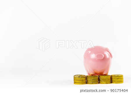 存錢罐和金幣的形象 90175404