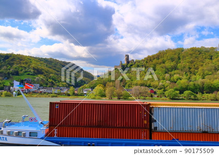 Cruise around the Rhine River in Germany Lorelei 90175509