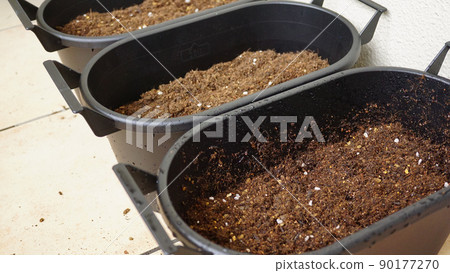 Humus and planters for the vegetable garden 90177270