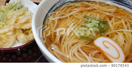 冰見烏冬面和白蝦的Kakiage 冰見烏冬面和白蝦的Kakiage 90179543