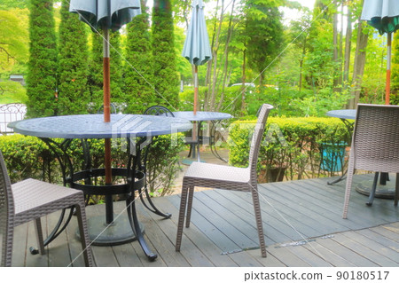 Early summer scenery with umbrellas with a fashionable spatial image 90180517