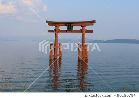 A torii that stands in the water of Lake Biwa at Shirahige Shrine in Takashima City, Shiga Prefecture A torii that stands in the water of Lake Biwa at Shirahige Shrine in Takashima City, Shiga Prefecture 90180794
