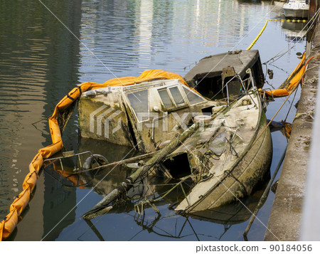 Sunken ship / illegal dumping ship 90184056