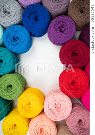 Selection of skeins of cotton yarn. Gradient of colors. 90185548