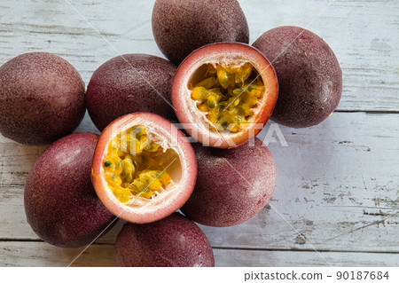 Passion fruit A 90187684