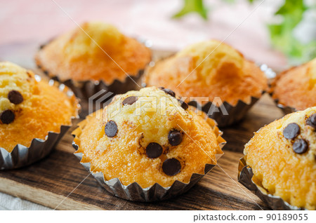 Western confectionery Madeleine 90189055