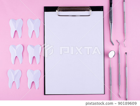 World dentists day concept with stomatology tools World dentists day concept with stomatology tools 90189609