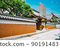 Hyogo / Amagasaki Teramachi district, red fence temple 90191483