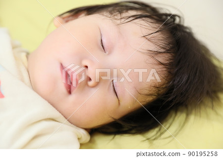 toddler sleeping toddler sleeping 90195258