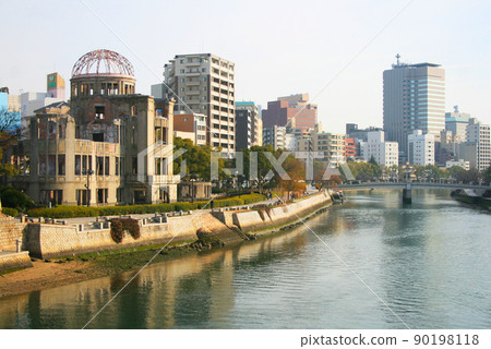 Hiroshima Atomic Bomb Dome and Motoyasu River Hiroshima Atomic Bomb Dome and Motoyasu River 90198118